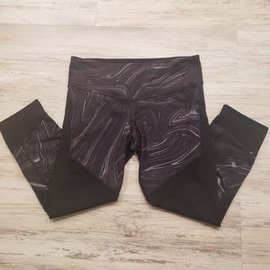 Champion Capri Leggings with Mesh Cut-Out